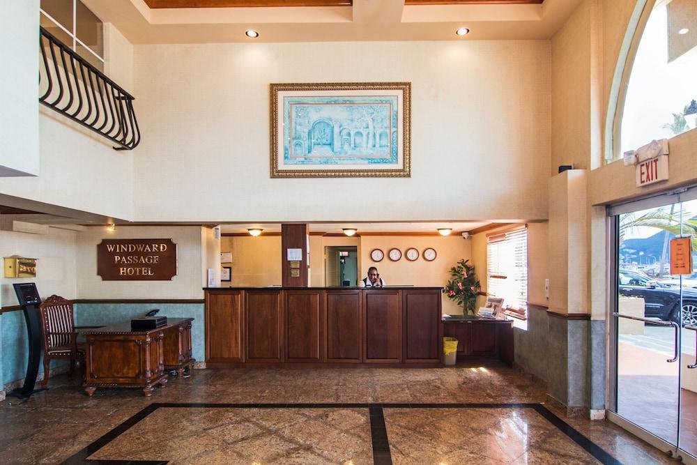 Windward Passage Hotel Шарлот Амали Екстериор снимка