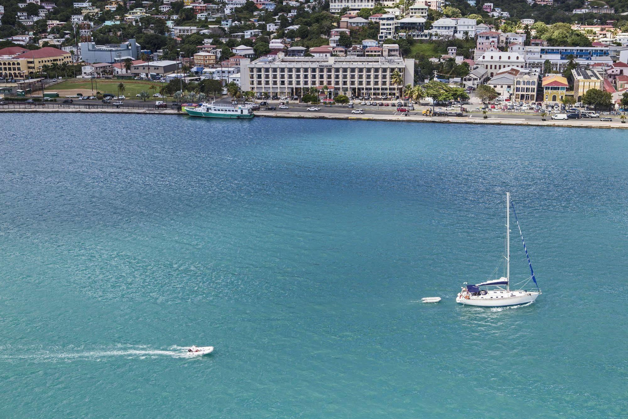 Windward Passage Hotel Шарлот Амали Екстериор снимка