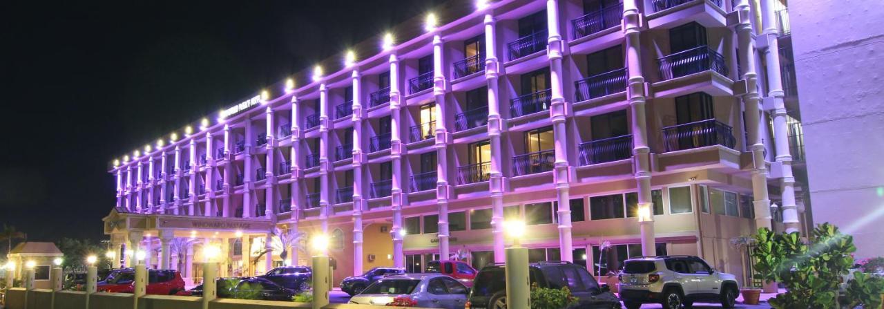 Windward Passage Hotel Шарлот Амали Екстериор снимка