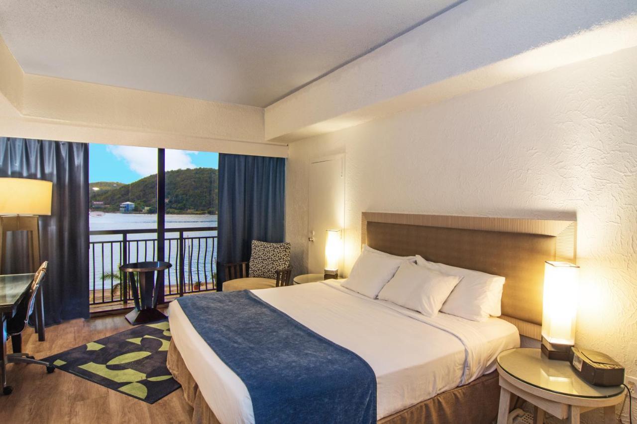 Windward Passage Hotel Шарлот Амали Екстериор снимка