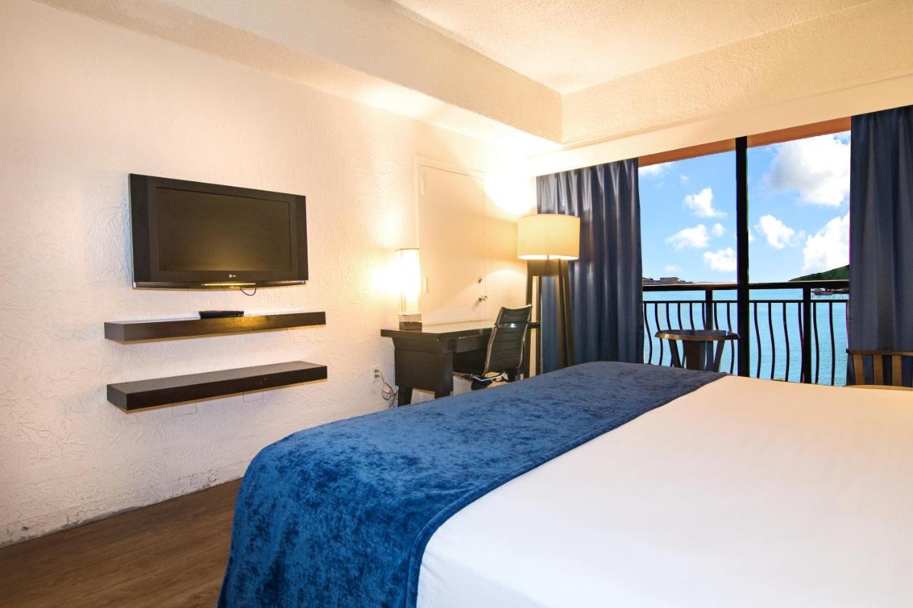 Windward Passage Hotel Шарлот Амали Екстериор снимка